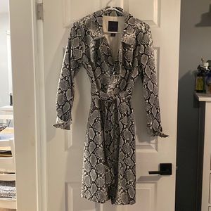 NWOT Amaryllis Faux Leather Trench Sz M